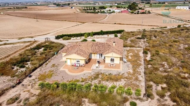 5 sovrum Finca/Hus på landet till salu i Totana - 294 000 € (Ref: 9878936)