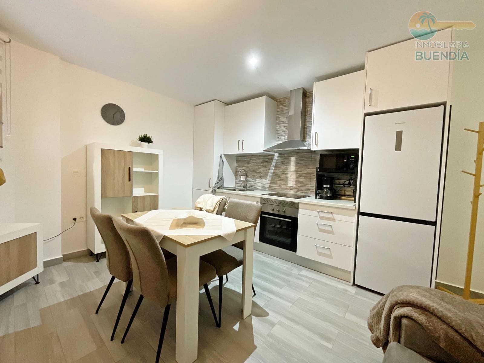2 slaapkamer Appartement te koop in Puerto de Mazarron - € 120.000 (Ref: 9888132)