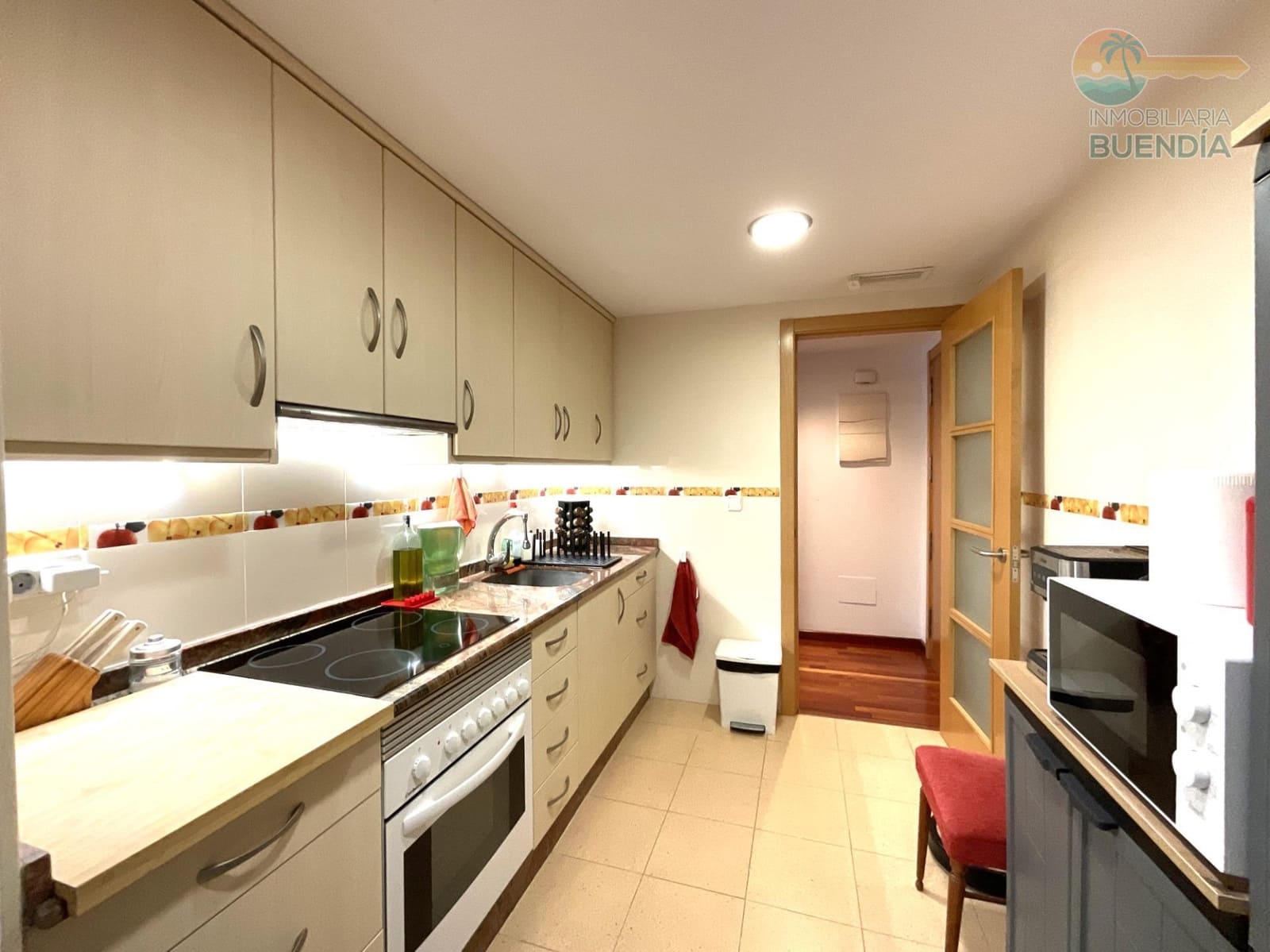 2 bedroom Apartment for sale in Puerto de Mazarron with garage - € 299,900 (Ref: 9890474)