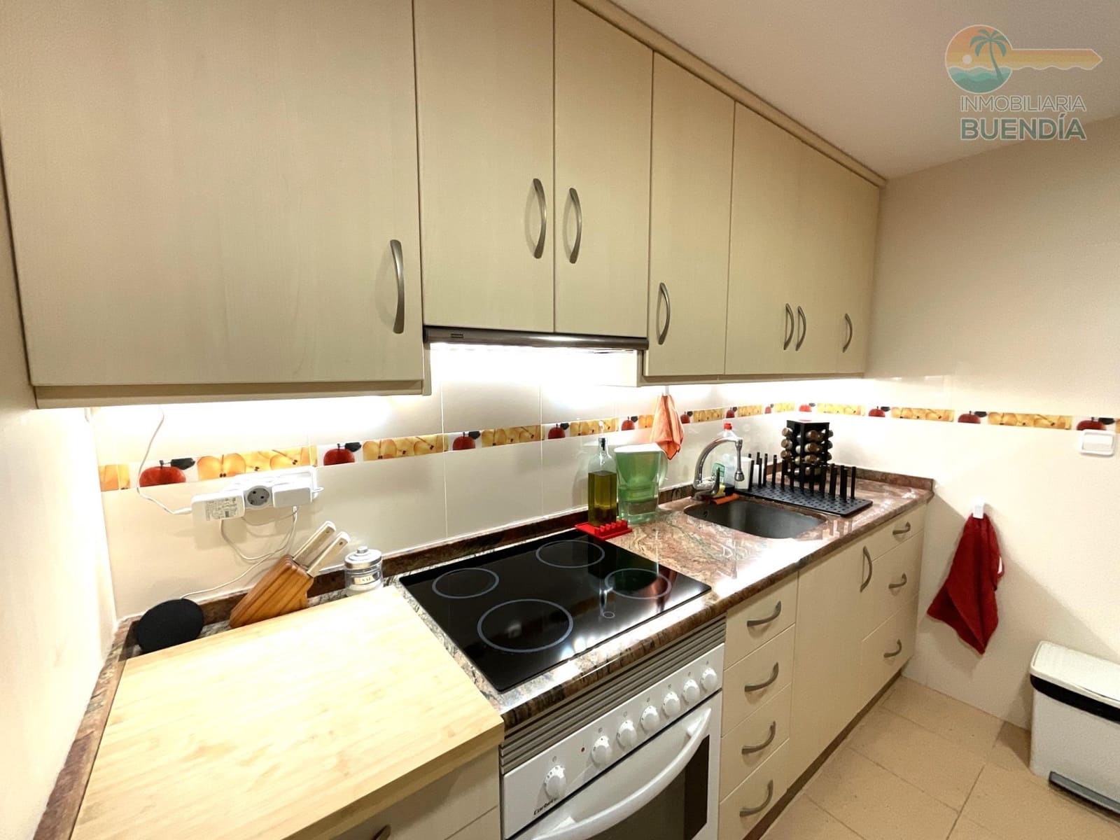 2 bedroom Apartment for sale in Puerto de Mazarron with garage - € 299,900 (Ref: 9890474)