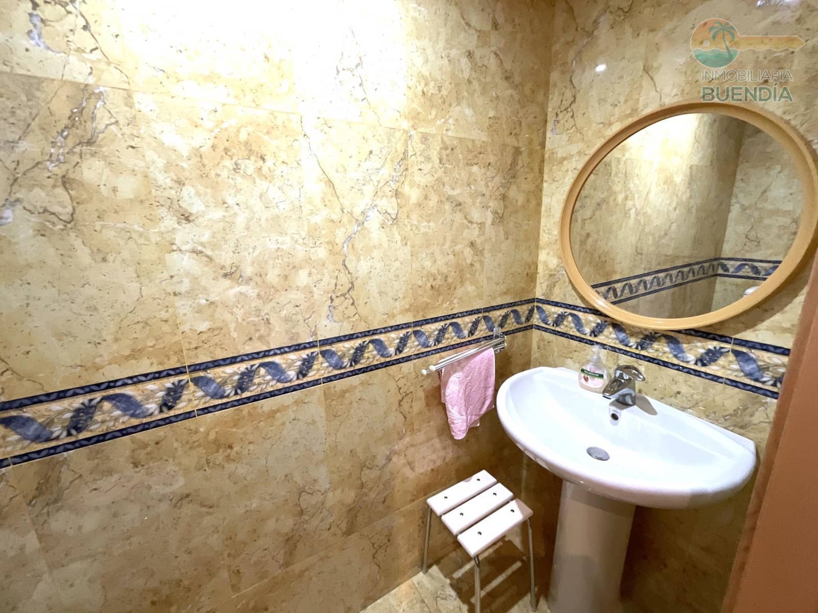 2 bedroom Apartment for sale in Puerto de Mazarron with garage - € 299,900 (Ref: 9890474)