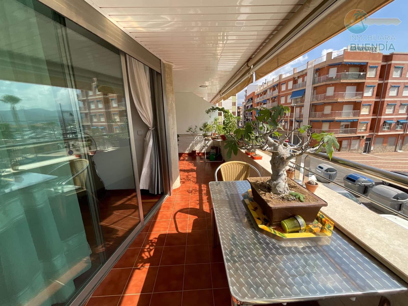 2 bedroom Apartment for sale in Puerto de Mazarron with garage - € 299,900 (Ref: 9890474)