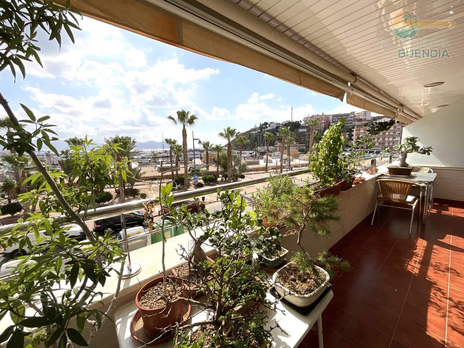 2 bedroom Apartment for sale in Puerto de Mazarron with garage - € 299,900 (Ref: 9890474)