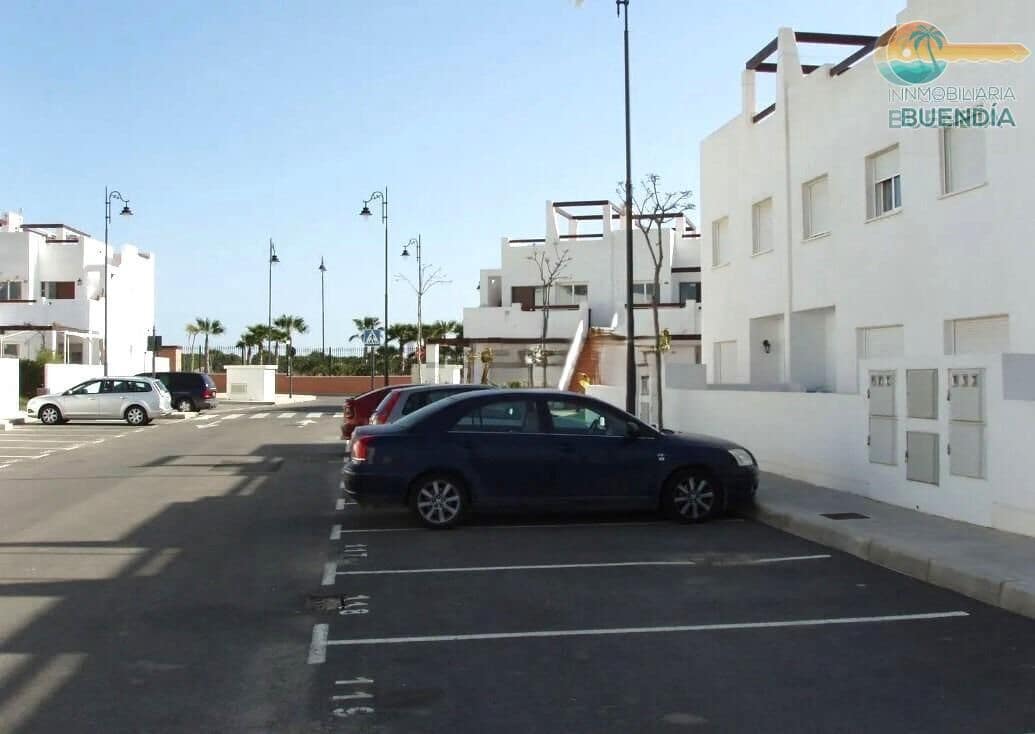 3 soveværelse Lejlighed til salg i Condado de Alhama med swimmingpool - € 128.000 (Ref: 9904028)