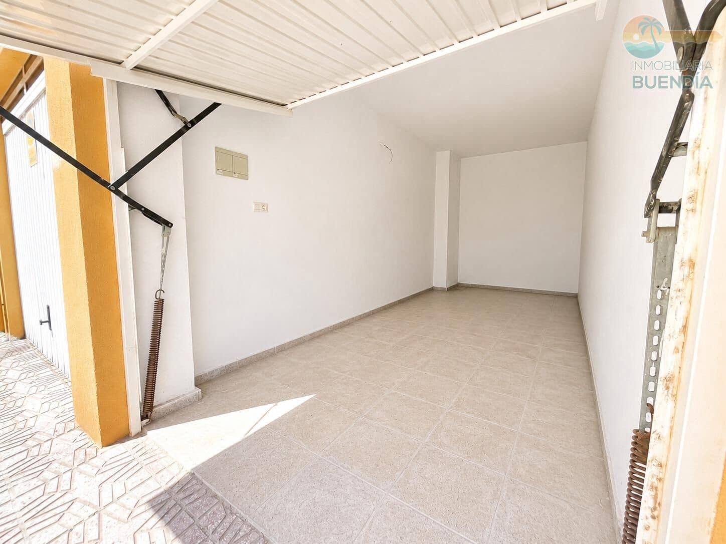 Garasje til salgs i Puerto de Mazarron - € 30 000 (Ref: 9916964)