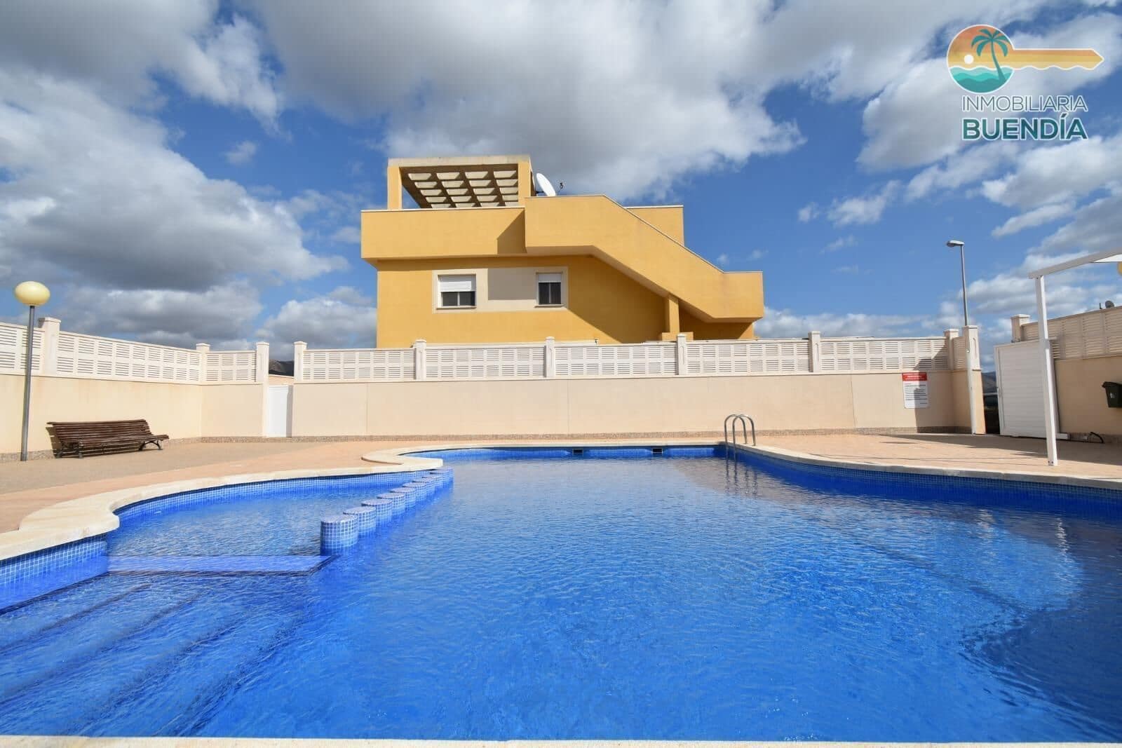 3 soveværelse Lejlighed til salg i Alamillo med swimmingpool - € 210.000 (Ref: 9931559)