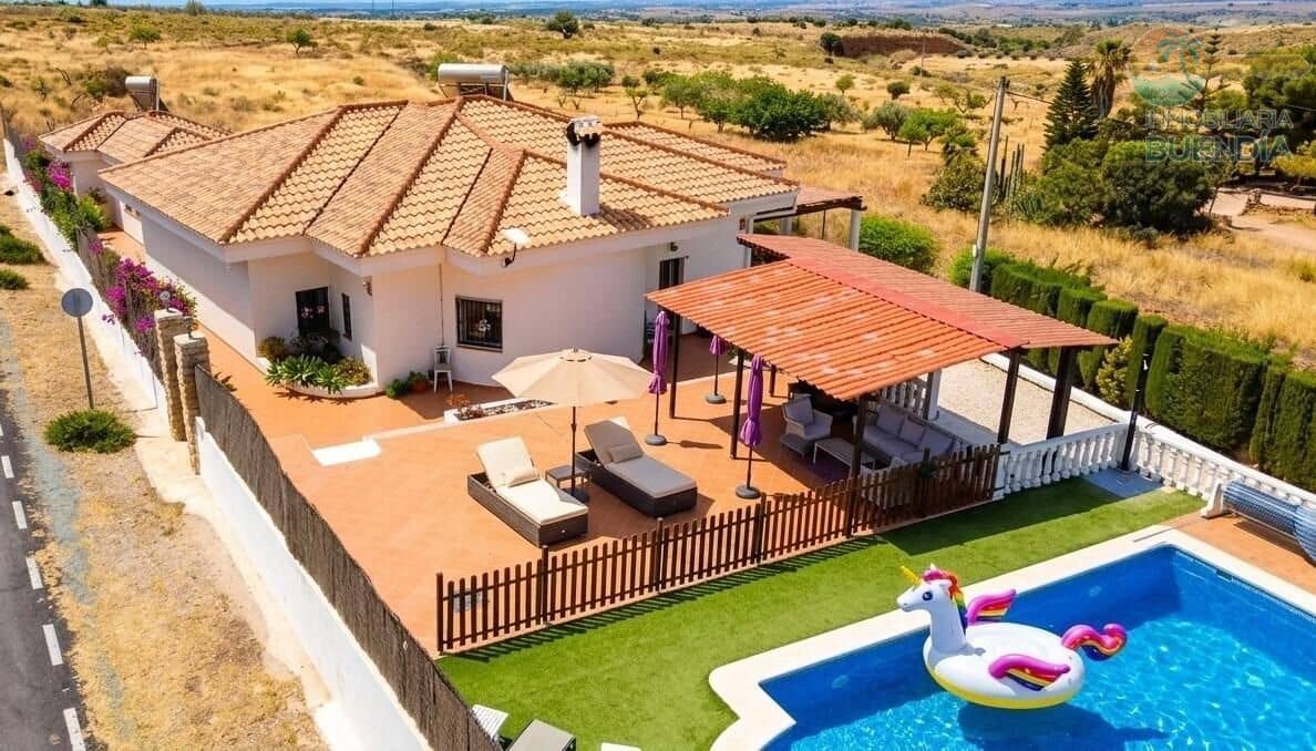 6 bedroom Finca/Country House for sale in La Azohia with pool - € 449,900 (Ref: 9931561)
