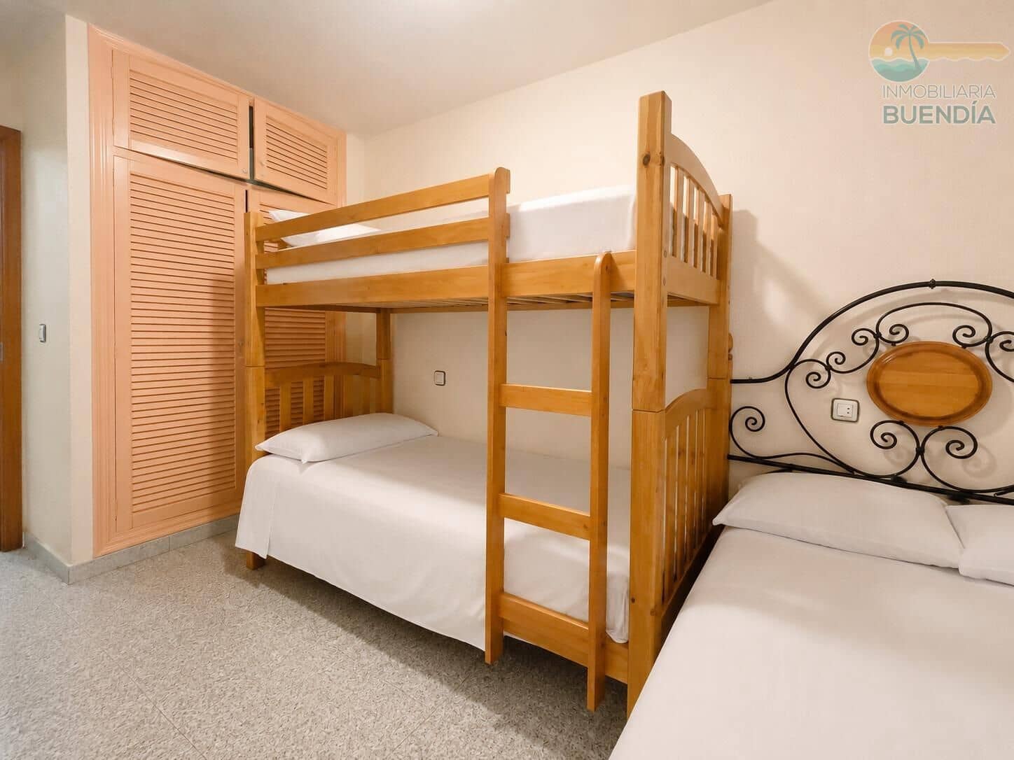 2 slaapkamer Appartement te koop in Puerto de Mazarron - € 108.900 (Ref: 9943670)