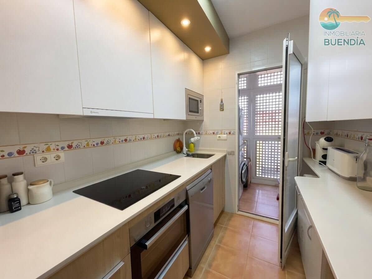 4 chambre Appartement à vendre à Puerto de Mazarron avec piscine - 305 000 € (Ref: 9947989)