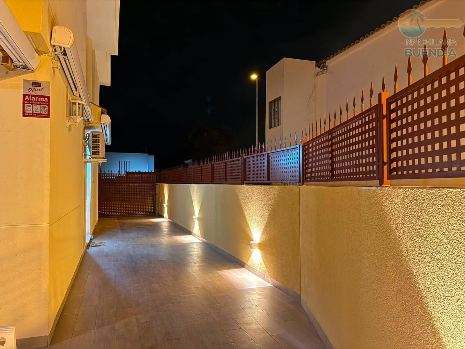 4 chambre Appartement à vendre à Puerto de Mazarron avec piscine - 305 000 € (Ref: 9947989)