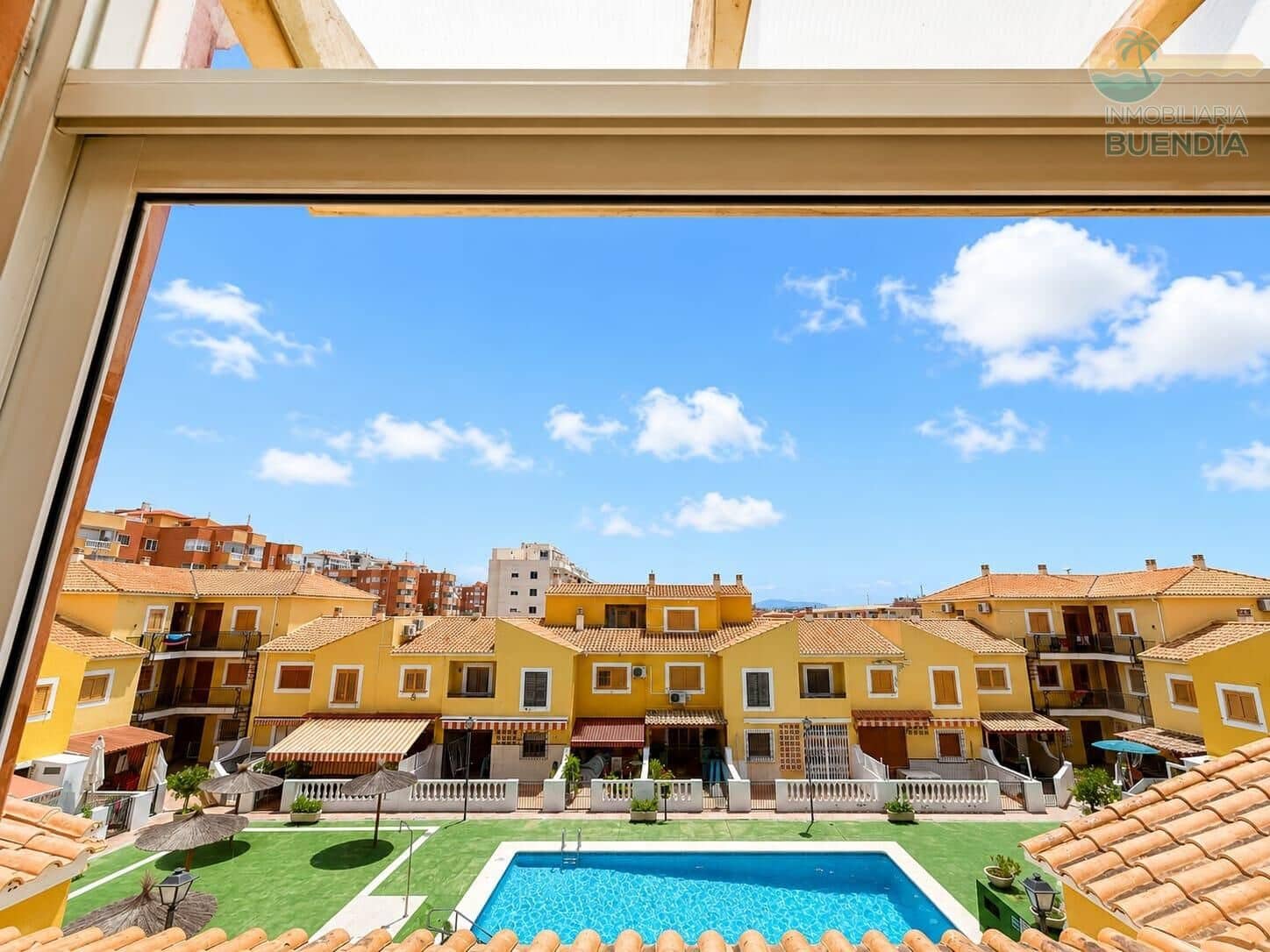 4 makuuhuone Huoneisto myytävänä paikassa Puerto de Mazarron mukana uima-altaan - 250 000 € (Ref: 9947990)