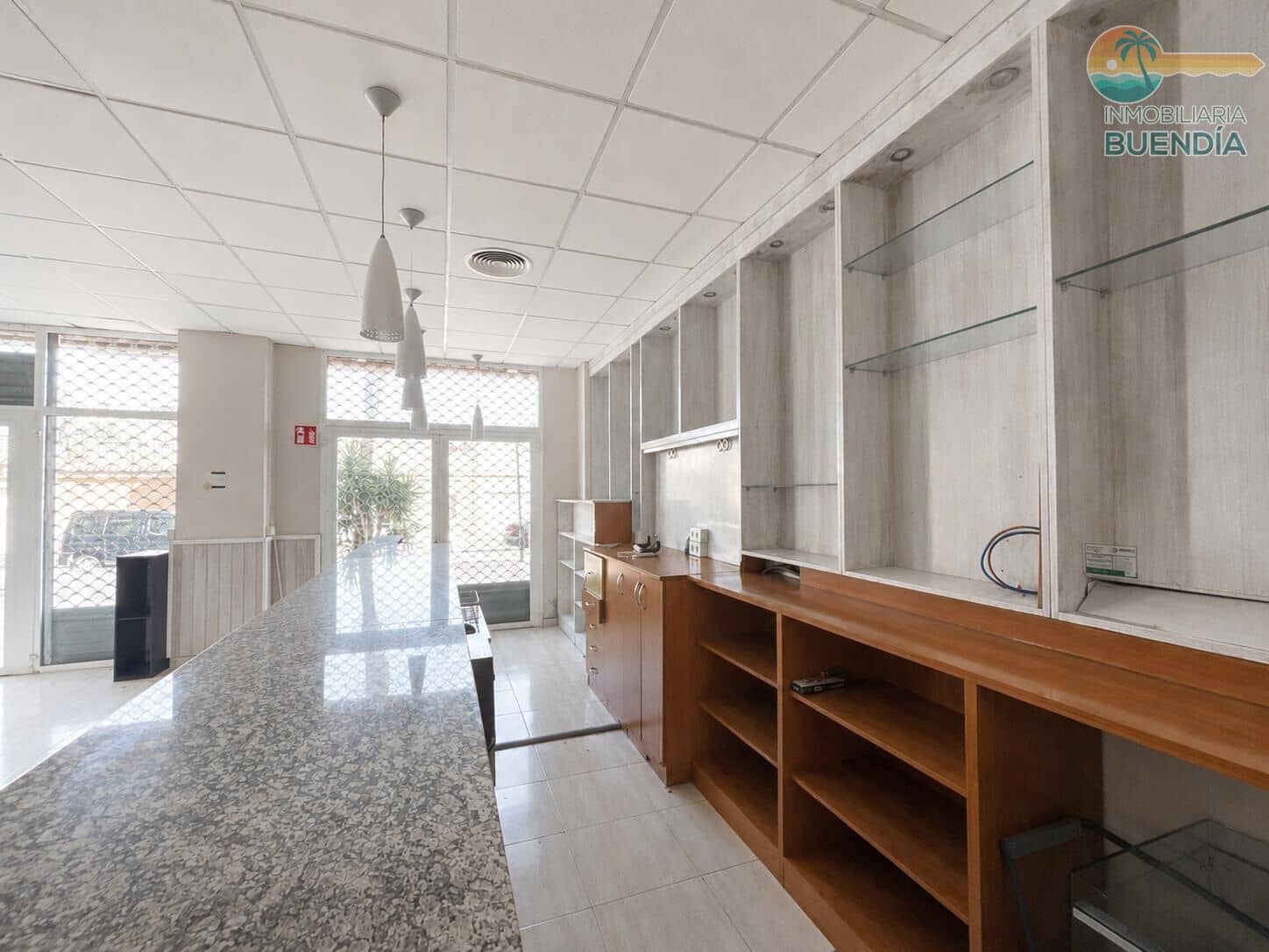 Local Commercial à vendre à Puerto de Mazarron - 240 000 € (Ref: 9970709)