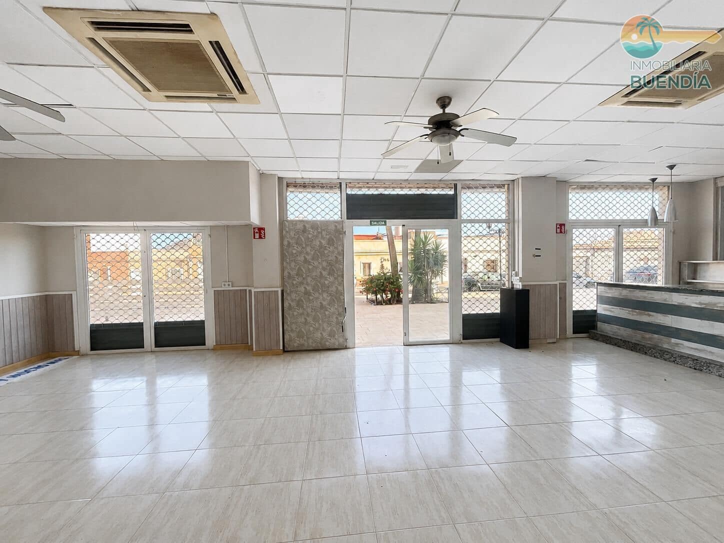 Local Commercial à vendre à Puerto de Mazarron - 240 000 € (Ref: 9970709)