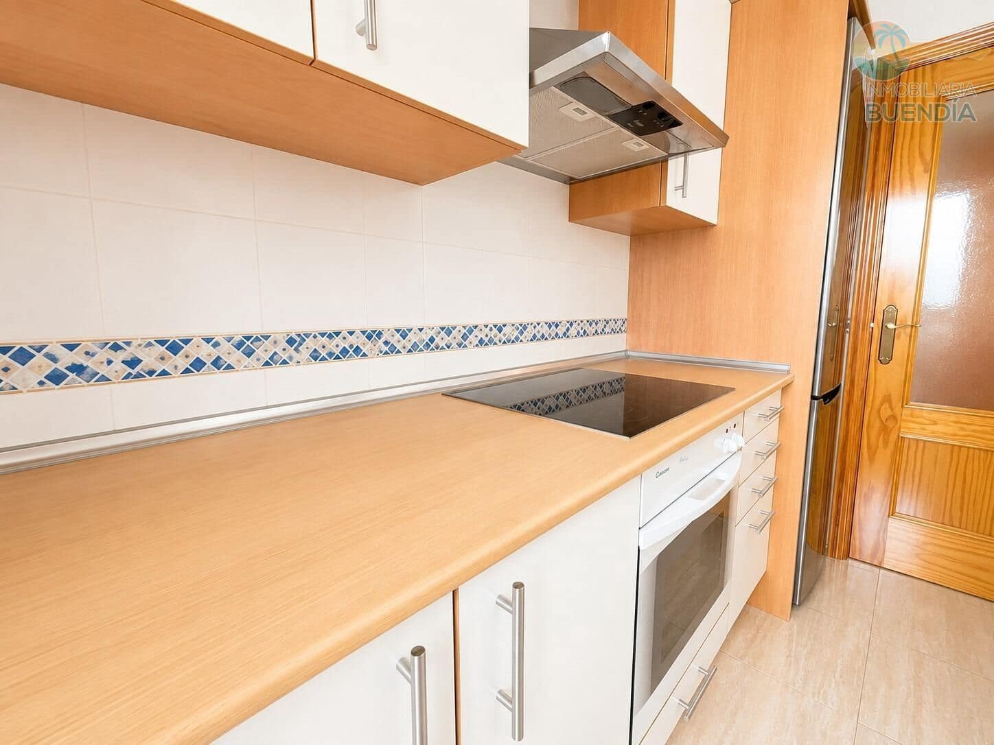 2 soverom Leilighet til salgs i Puerto de Mazarron med svømmebasseng garasje - € 162 900 (Ref: 9980476)