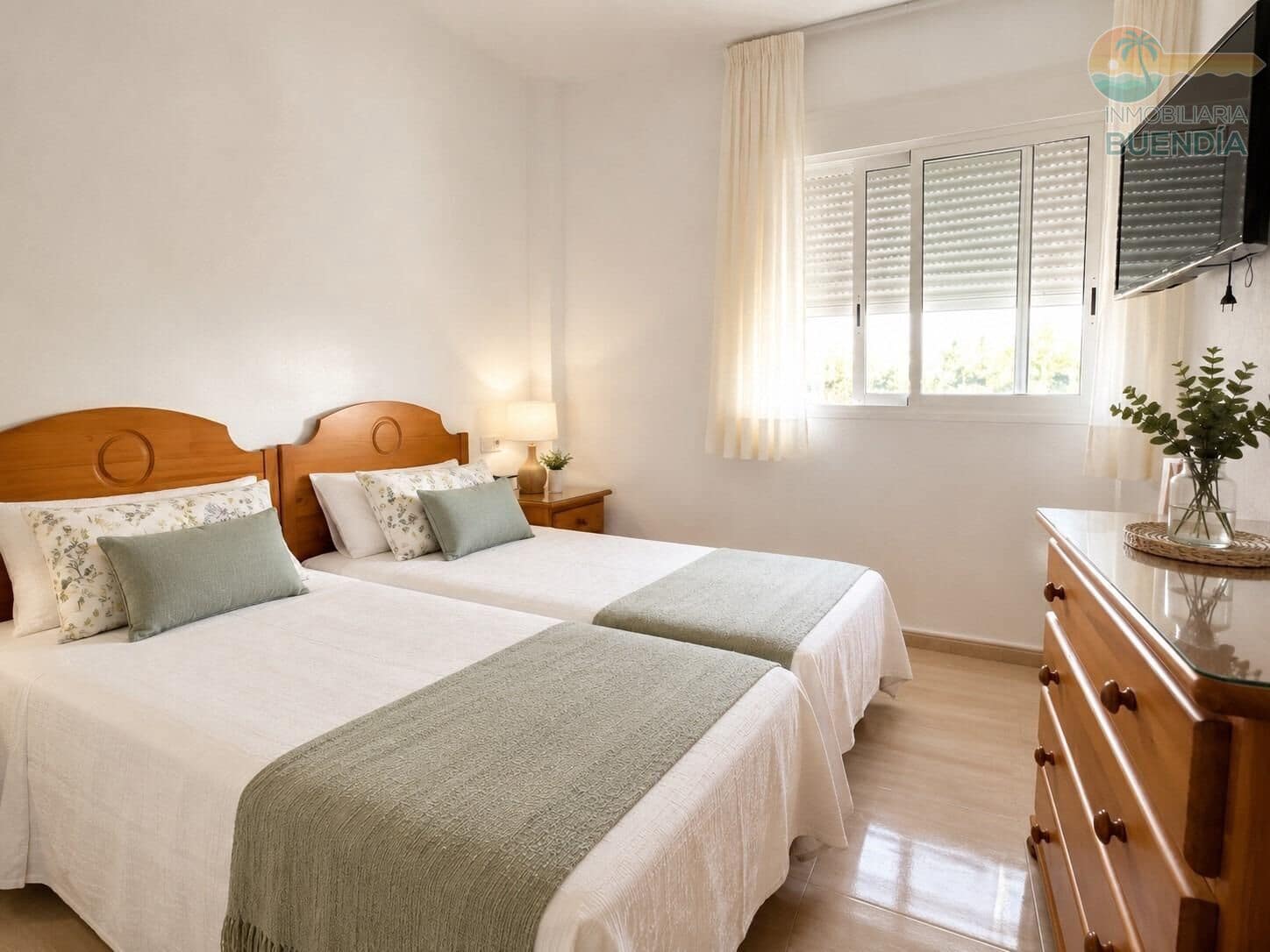 2 soverom Leilighet til salgs i Puerto de Mazarron med svømmebasseng garasje - € 162 900 (Ref: 9980476)