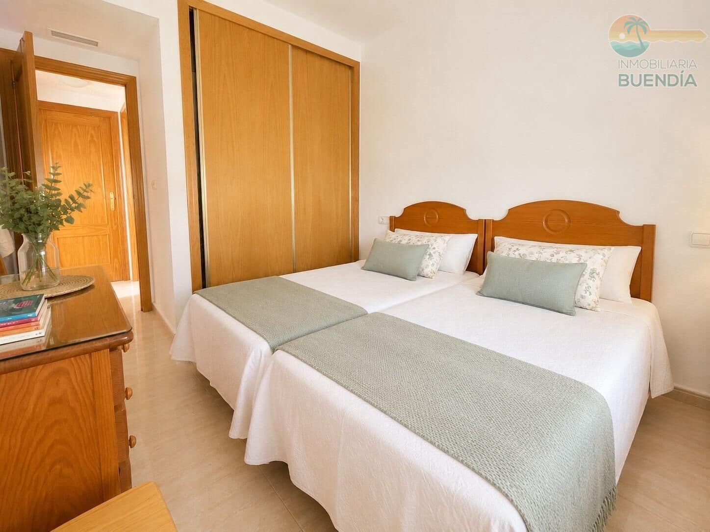 2 soverom Leilighet til salgs i Puerto de Mazarron med svømmebasseng garasje - € 162 900 (Ref: 9980476)
