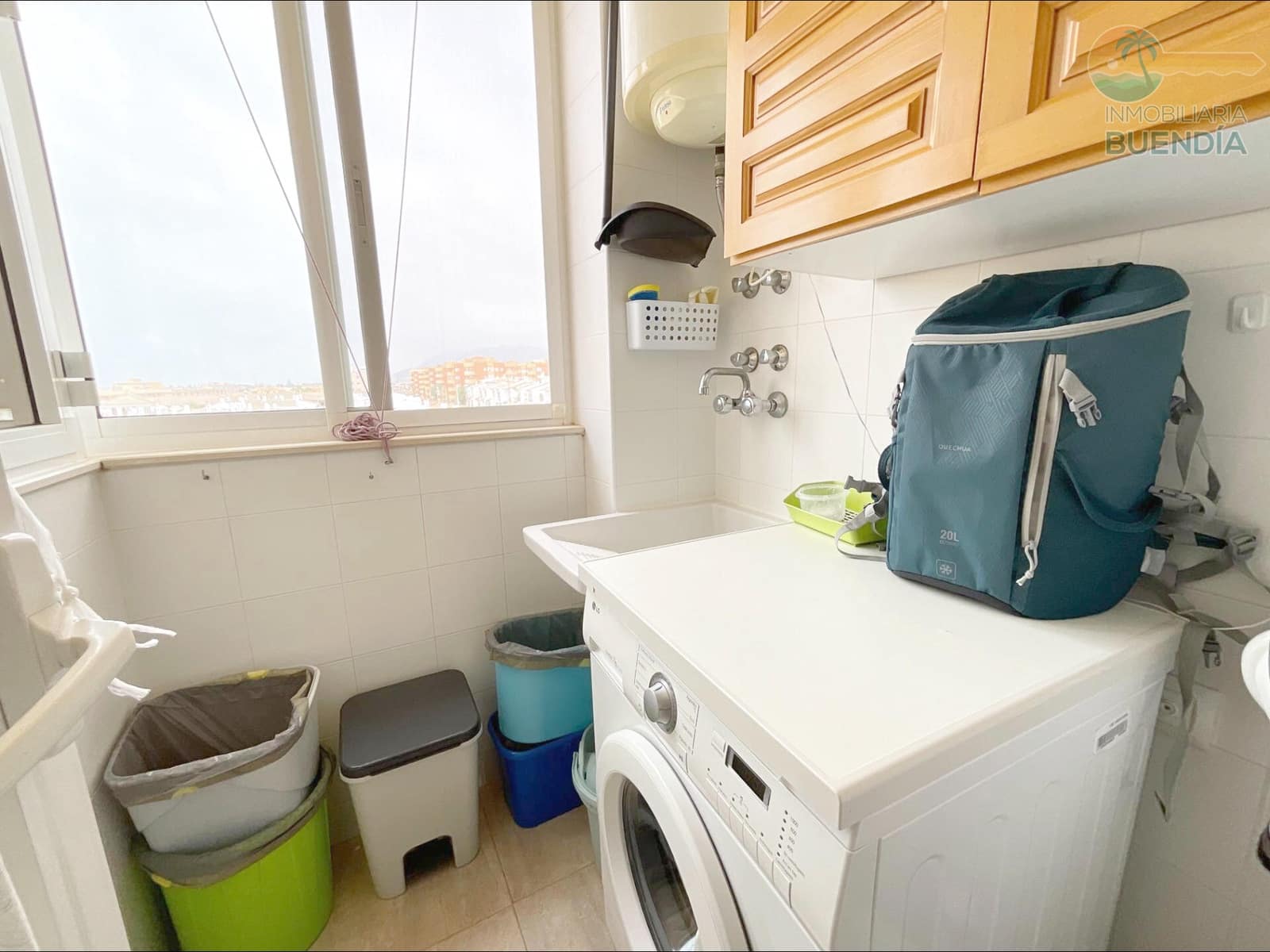2 soverom Leilighet til salgs i Puerto de Mazarron med svømmebasseng garasje - € 162 900 (Ref: 9980476)