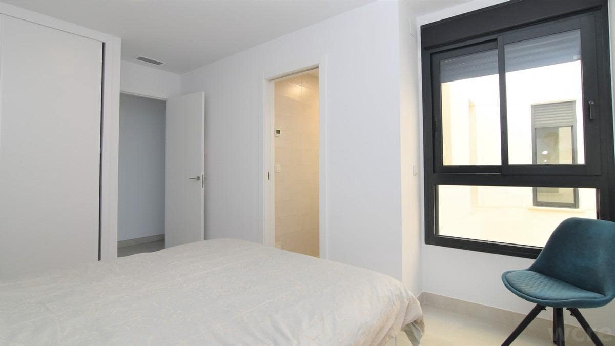 2 bedroom Apartment for sale in Santa Pola with pool garage - € 290,000 (Ref: 10030612)
