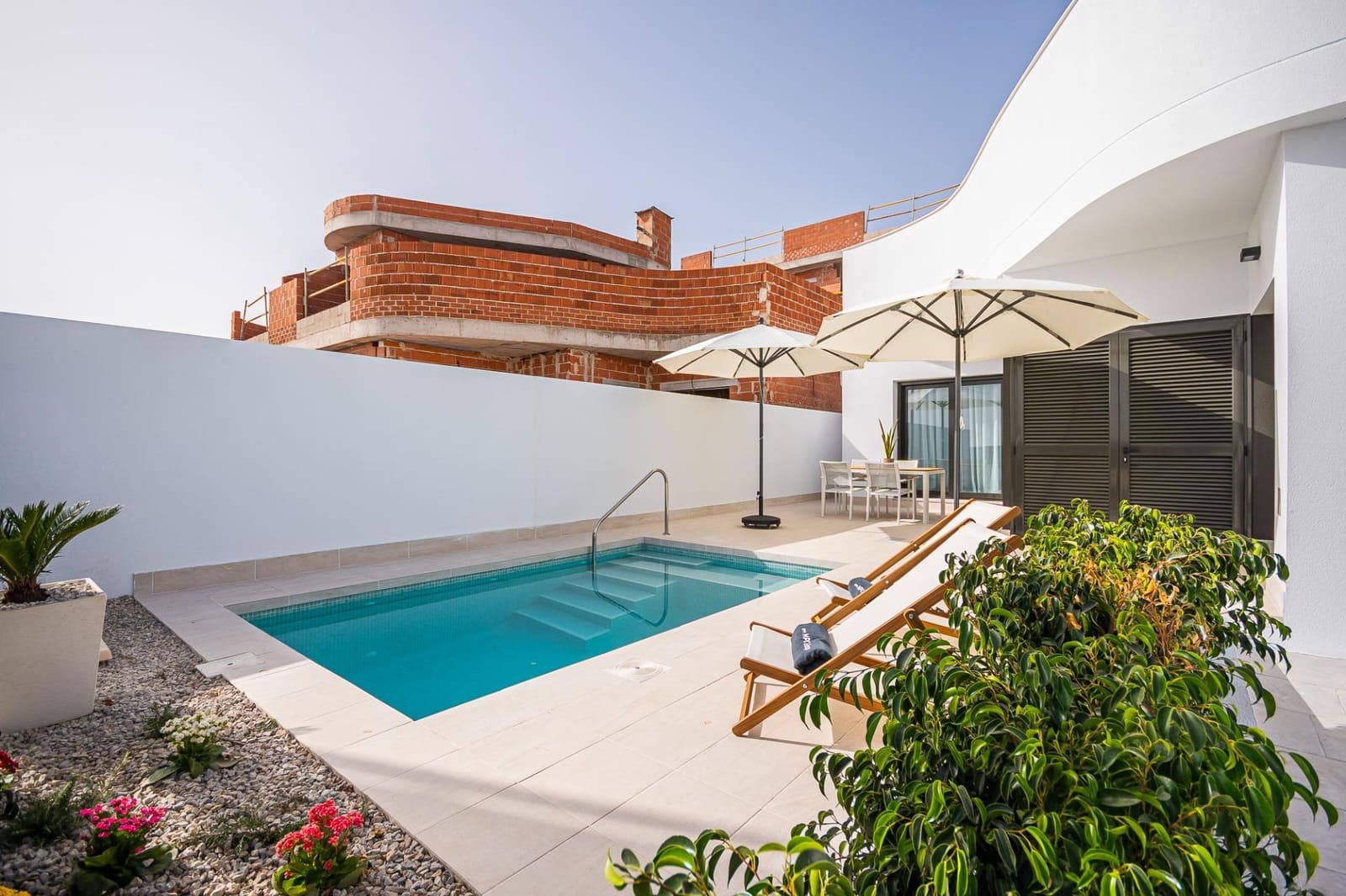 3 Zimmer Villa zu verkaufen in Torrevieja mit Pool Garage - 414.000 € (Ref: 8554481)