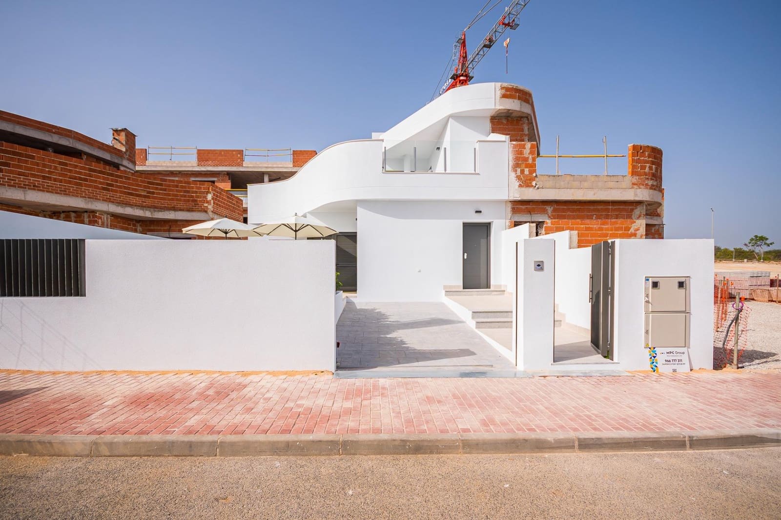 3 Zimmer Villa zu verkaufen in Torrevieja mit Pool Garage - 414.000 € (Ref: 8554481)