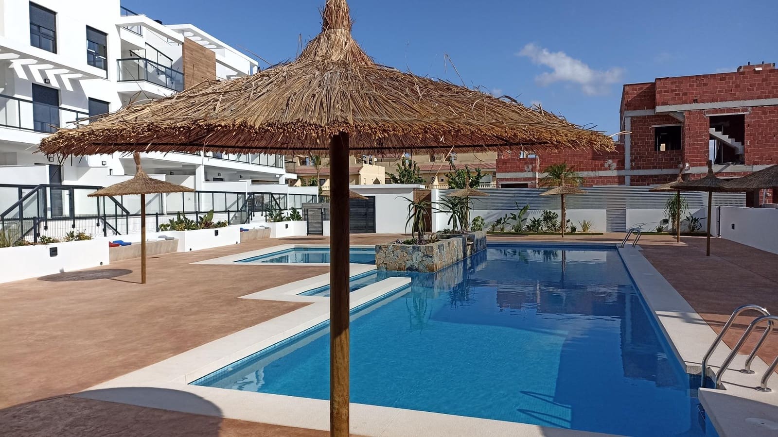 2 bedroom Bungalow for sale in Pilar de la Horadada with pool garage - € 285,000 (Ref: 8689493)