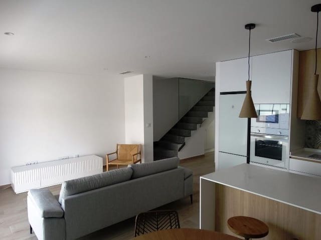 3 chambre Villa/Maison Mitoyenne à vendre à Pilar de la Horadada avec piscine garage - 379 900 € (Ref: 8758108)