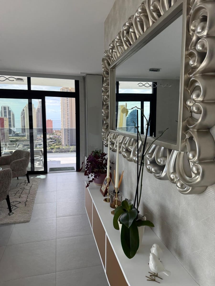 3 sypialnia Apartament na sprzedaż w Benidorm z basenem garażem - 625 000 € (Ref: 9615454)