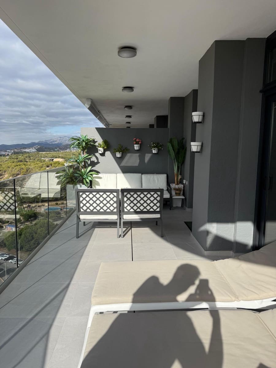 3 sypialnia Apartament na sprzedaż w Benidorm z basenem garażem - 625 000 € (Ref: 9615454)