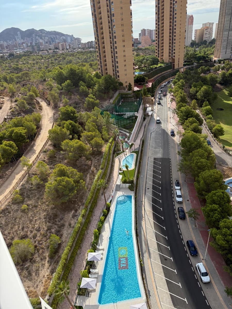 3 sypialnia Apartament na sprzedaż w Benidorm z basenem garażem - 625 000 € (Ref: 9615454)