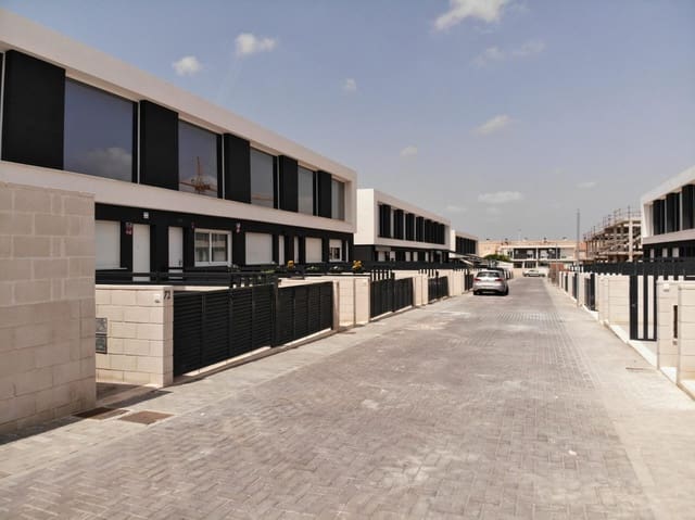 2 soverom Villa til salgs i Gran Alacant, Santa Pola med svømmebasseng garasje - € 289 000 (Ref: 9975436)