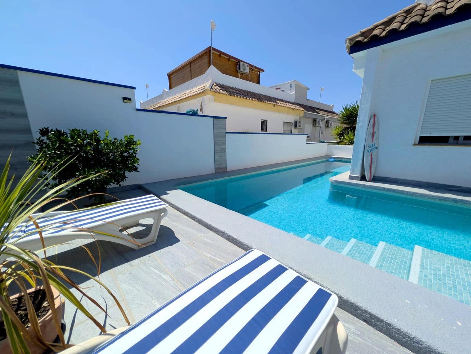 2 soveværelse Villa til salg i Camposol med swimmingpool - € 175.000 (Ref: 10011523)
