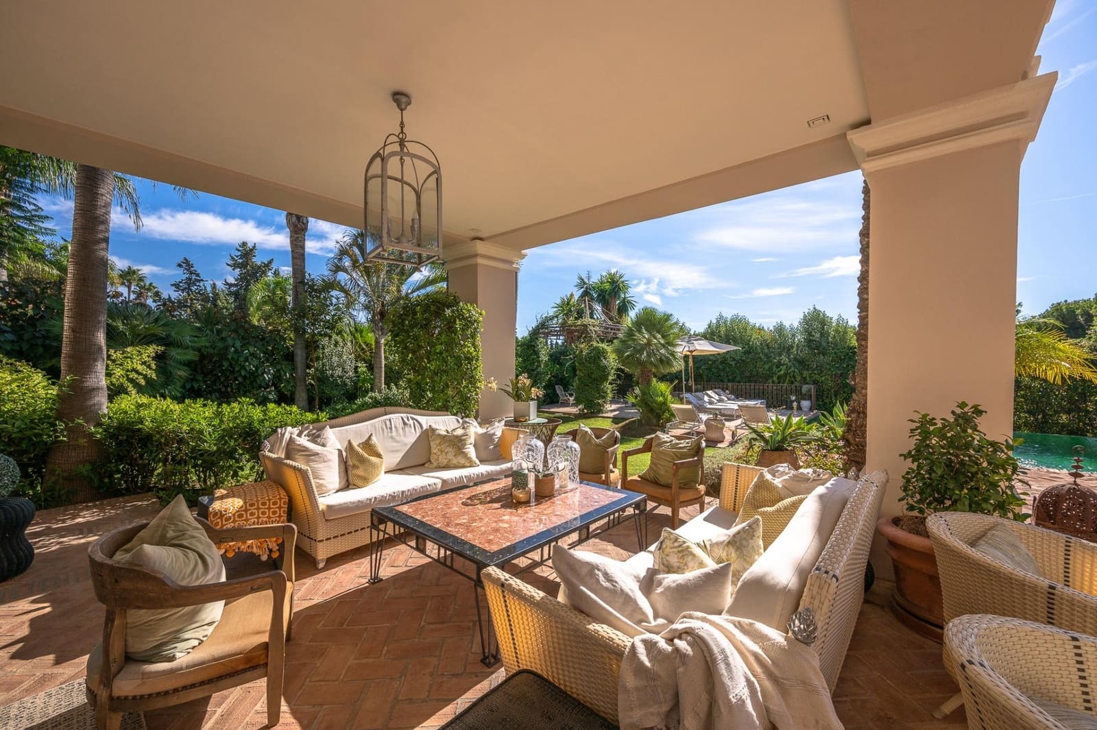 8 Zimmer Villa zu verkaufen in Guadalmina mit Pool Garage - 7.500.000 € (Ref: 10062382)