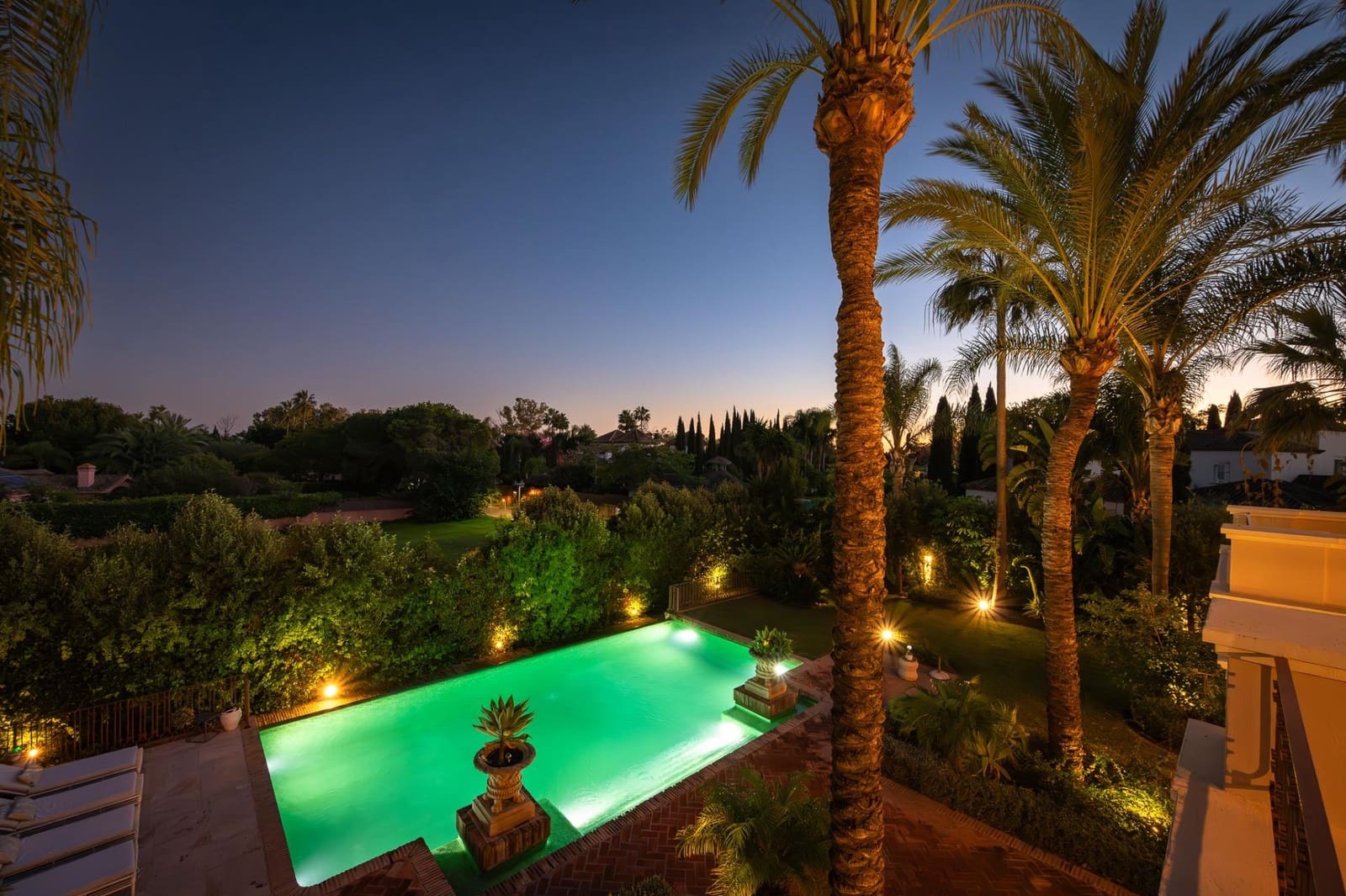 8 Zimmer Villa zu verkaufen in Guadalmina mit Pool Garage - 7.500.000 € (Ref: 10062382)