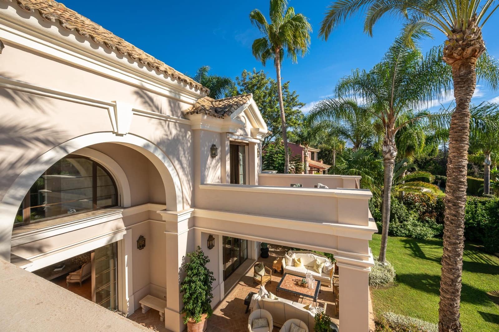 8 Zimmer Villa zu verkaufen in Guadalmina mit Pool Garage - 7.500.000 € (Ref: 10062382)