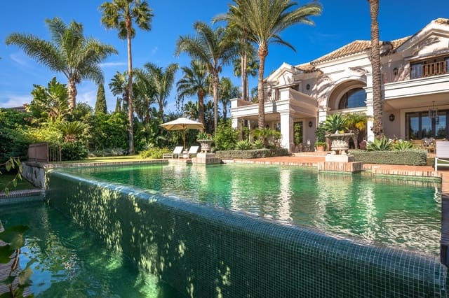 8 Zimmer Villa zu verkaufen in Guadalmina Alta, Marbella mit Pool Garage - 7.500.000 € (Ref: 10062382)
