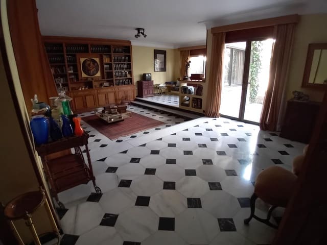 8 bedroom Townhouse for sale in Mazarrón with garage - € 373,000 (Ref: 8751223)
