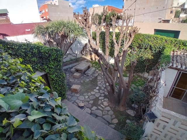 8 bedroom Townhouse for sale in Mazarrón with garage - € 373,000 (Ref: 8751223)