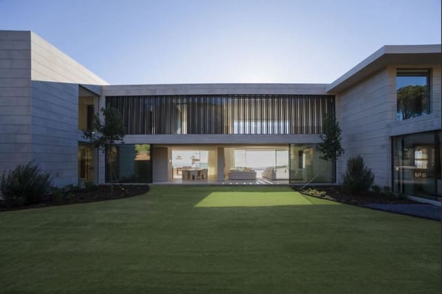 5 quarto Moradia para venda em Sotogrande, San Roque com garagem - 9 800 000 € (Ref: 8755829)