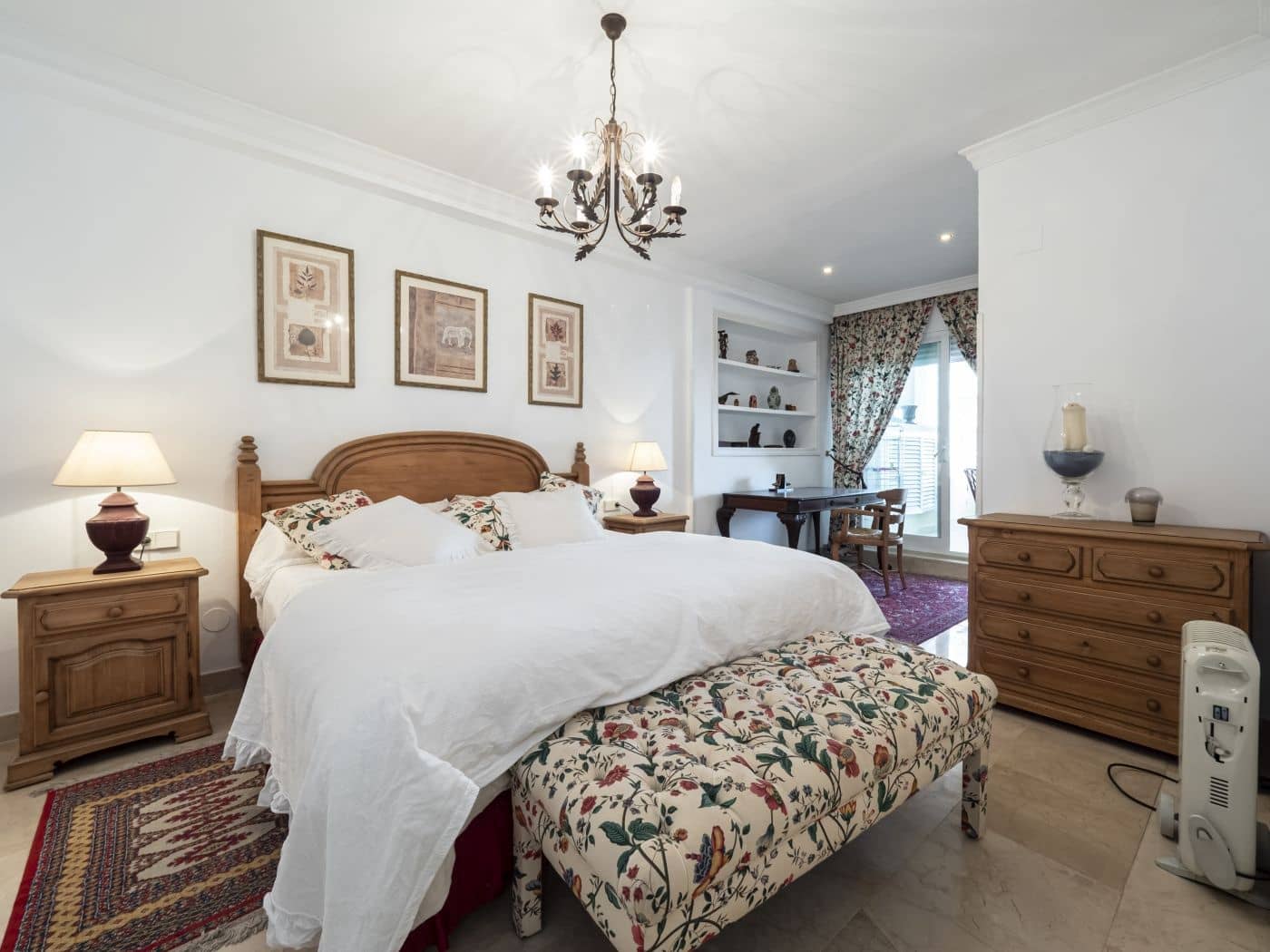 3 slaapkamer Appartement te koop in Marbella met garage - € 1.575.000 (Ref: 8755855)