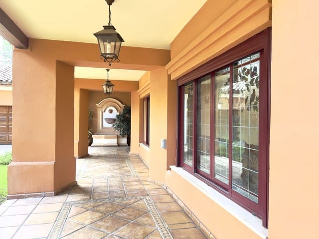 5 Zimmer Villa zu verkaufen in Marbella mit Pool - 4.500.000 € (Ref: 8755873)