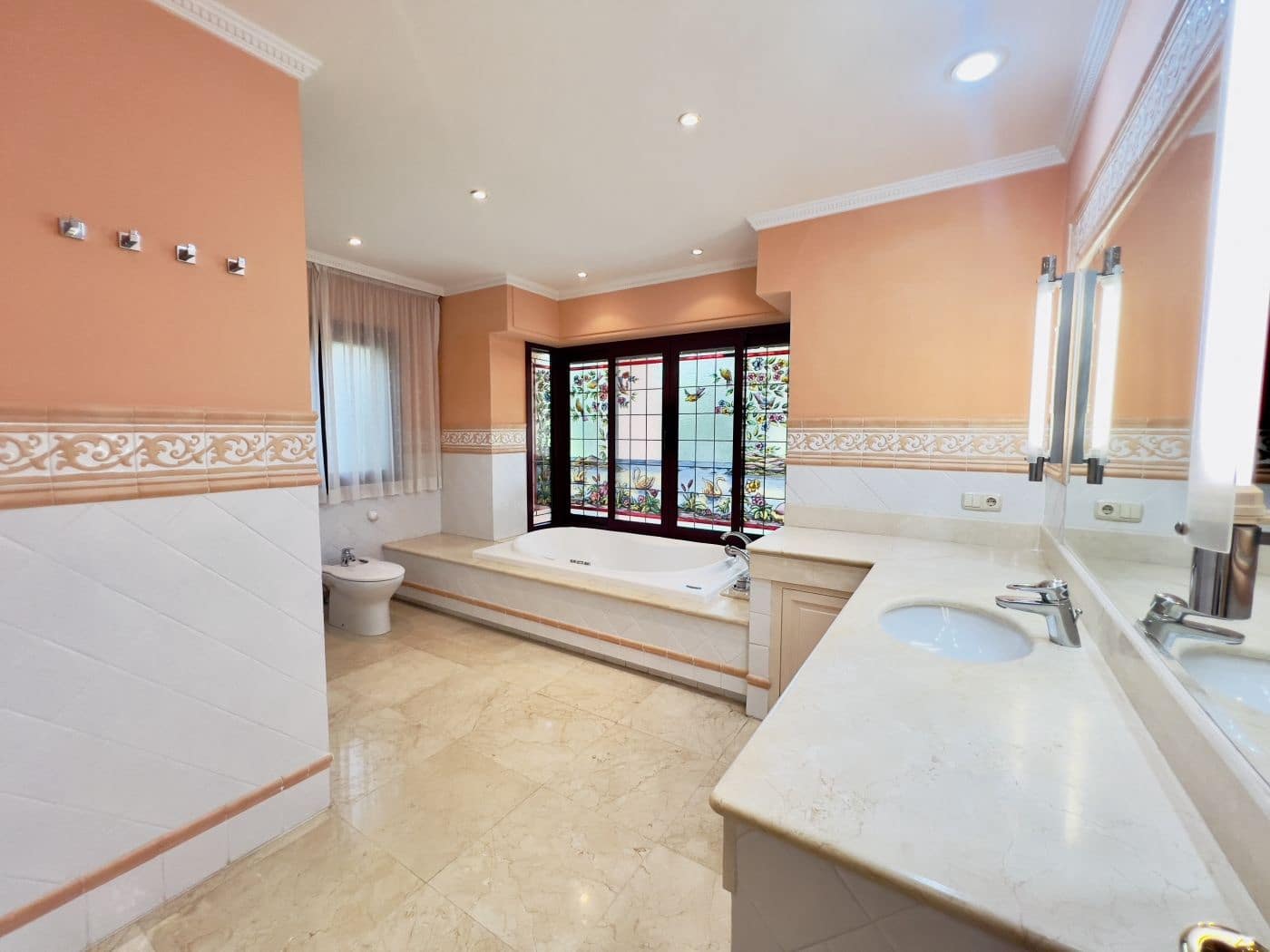 5 chambre Villa/Maison à vendre à Marbella avec piscine - 4 900 000 € (Ref: 8755873)