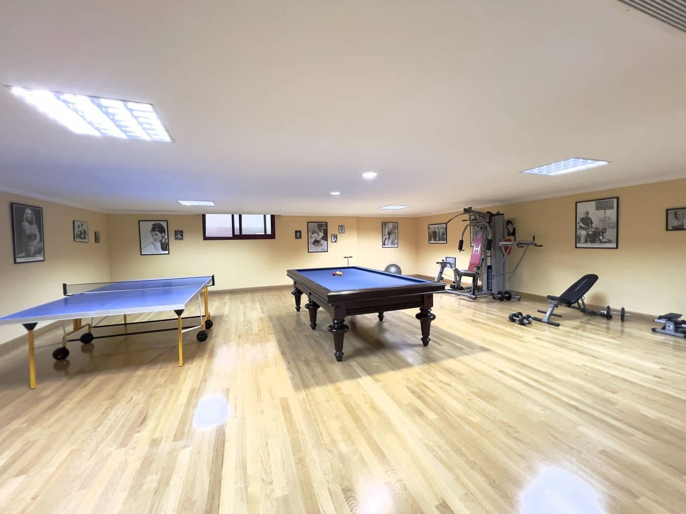 5 chambre Villa/Maison à vendre à Marbella avec piscine - 4 900 000 € (Ref: 8755873)