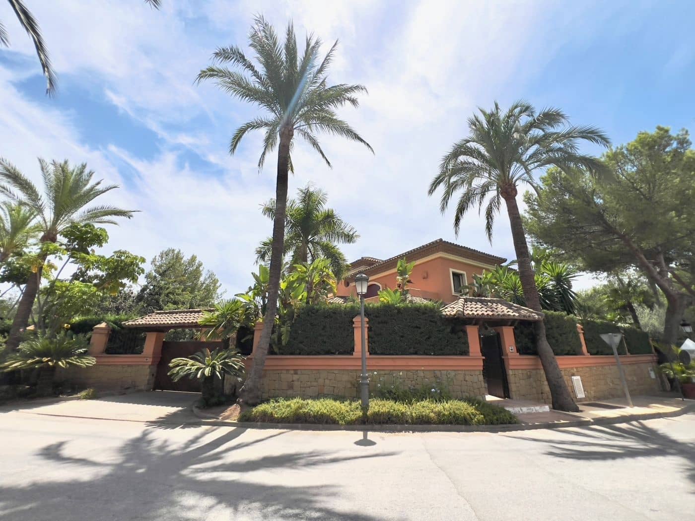 5 chambre Villa/Maison à vendre à Marbella avec piscine - 4 900 000 € (Ref: 8755873)