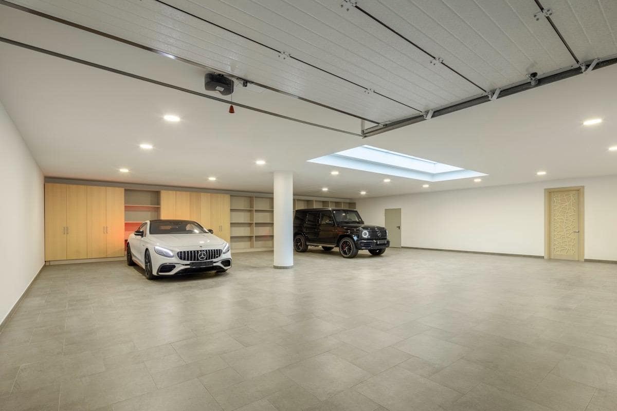 5 soveværelse Villa til salg i Nueva Andalucia med swimmingpool - € 7.500.000 (Ref: 8755879)