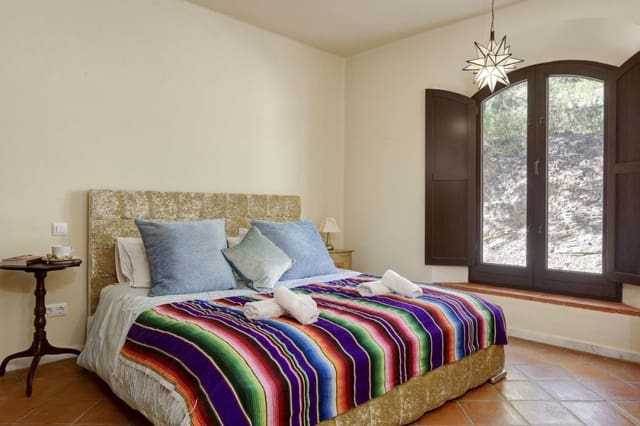 4 soverom Villa til salgs i Gaucín med svømmebasseng garasje - € 4 000 000 (Ref: 8755882)