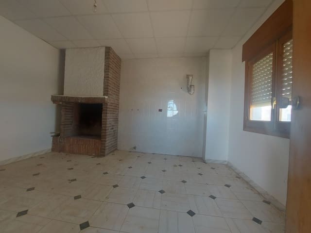 7 slaapkamer Rijtjeshuis te koop in Cuevas del Campo - € 89.250 (Ref: 8755885)