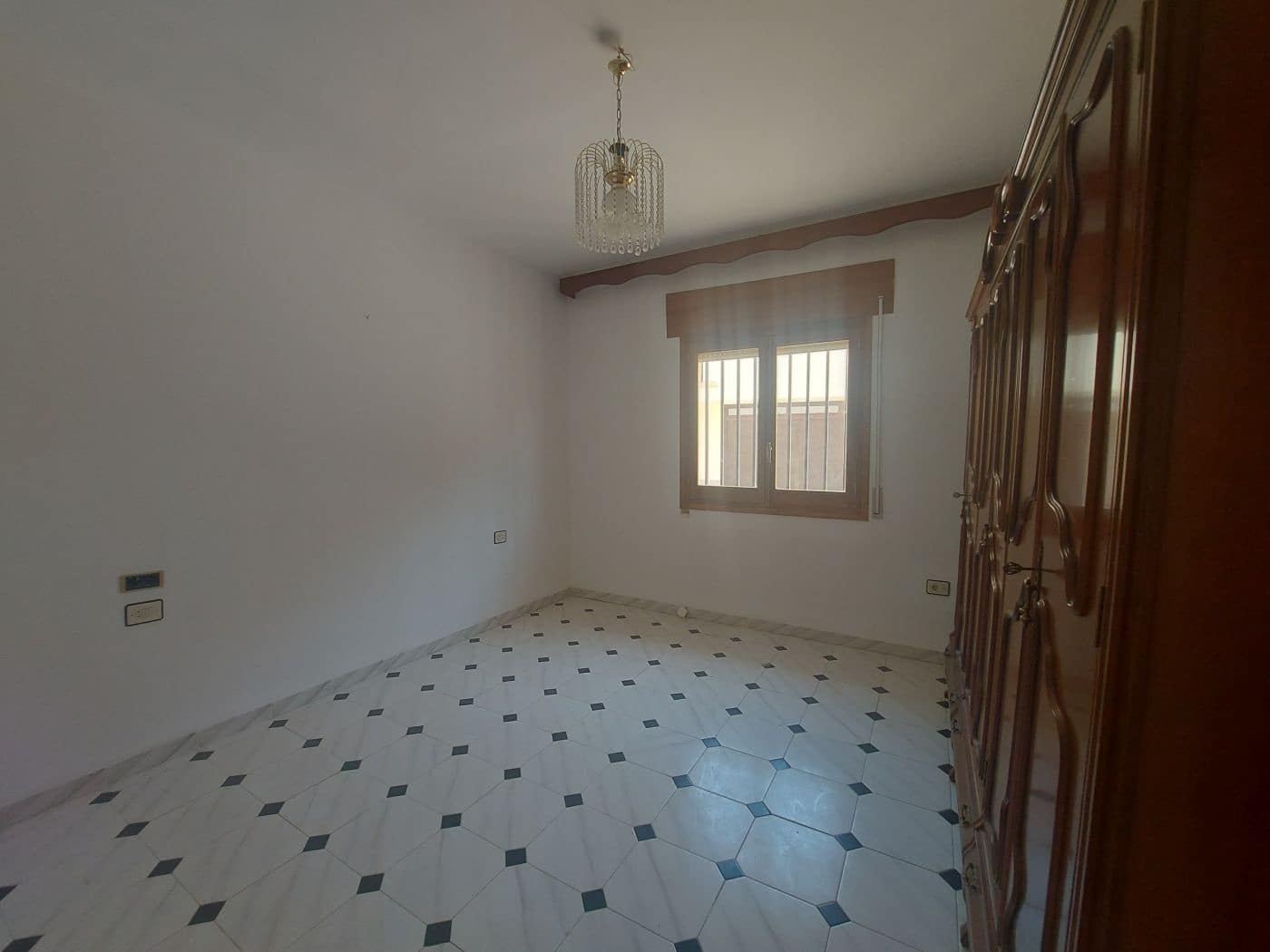 7 soveværelse Rækkehus til salg i Cuevas del Campo - € 89.250 (Ref: 8755885)