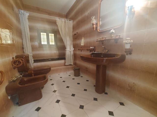 7 slaapkamer Rijtjeshuis te koop in Cuevas del Campo - € 89.250 (Ref: 8755885)