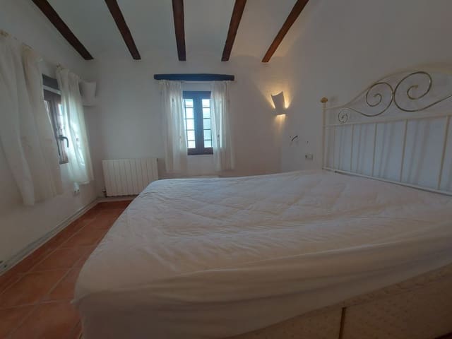 2 bedroom Cave House for sale in Cortijo del Cura, Galera - € 119,500 (Ref: 8755888)