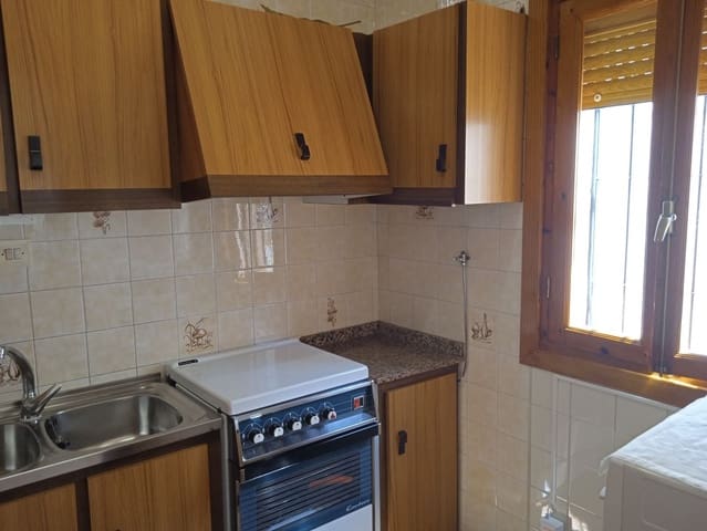 4 sovrum Radhus till salu i Baza - 138 450 € (Ref: 8755889)